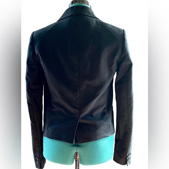 Women’s Banana Republic Tuxedo Jacket - Picture 2 of 12